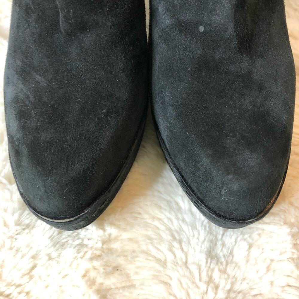 Stuart Weiztman Black Suede Pull On Booties Size … - image 5